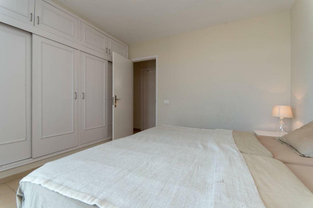 Great 2 Beds Apartment Los Cristianos Los Cristianos  Bagian luar foto