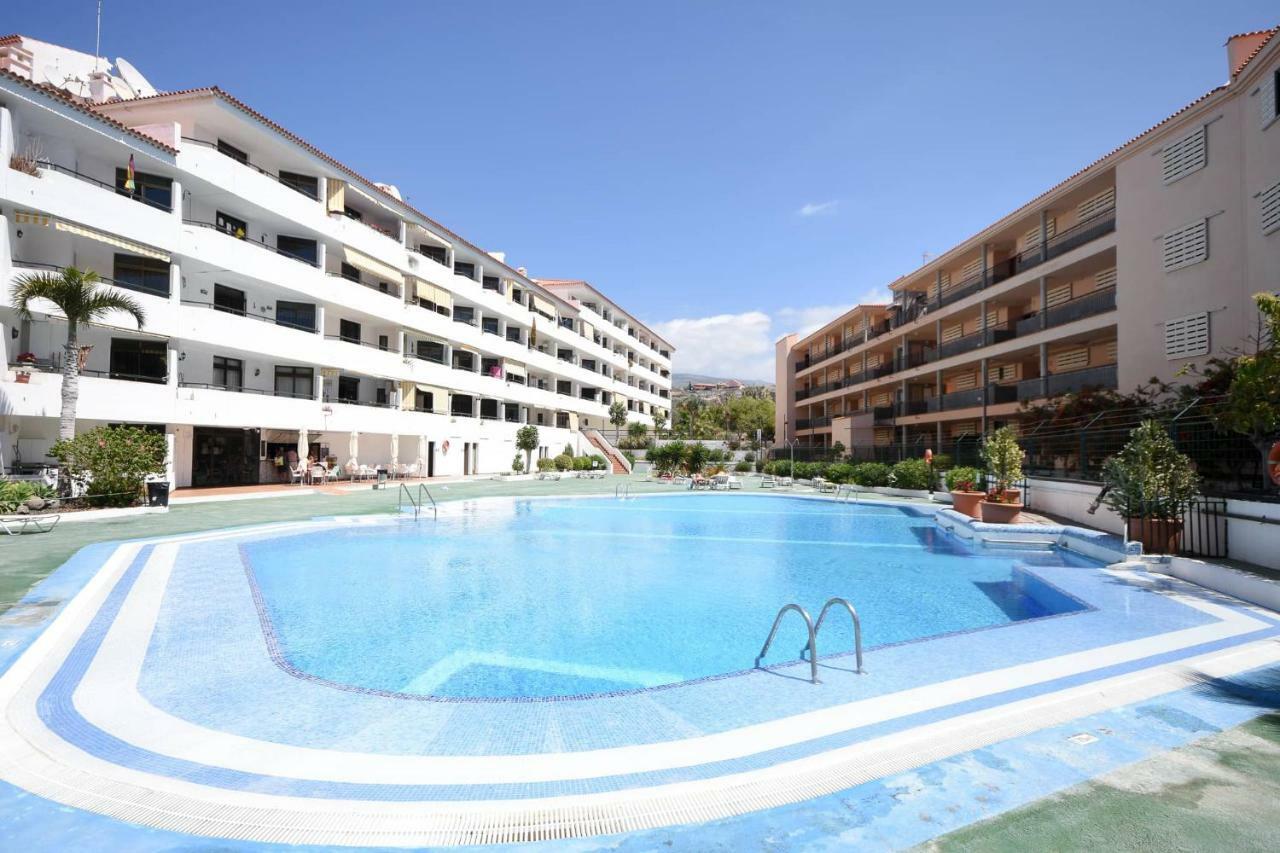 Great 2 Beds Apartment Los Cristianos Los Cristianos  Bagian luar foto