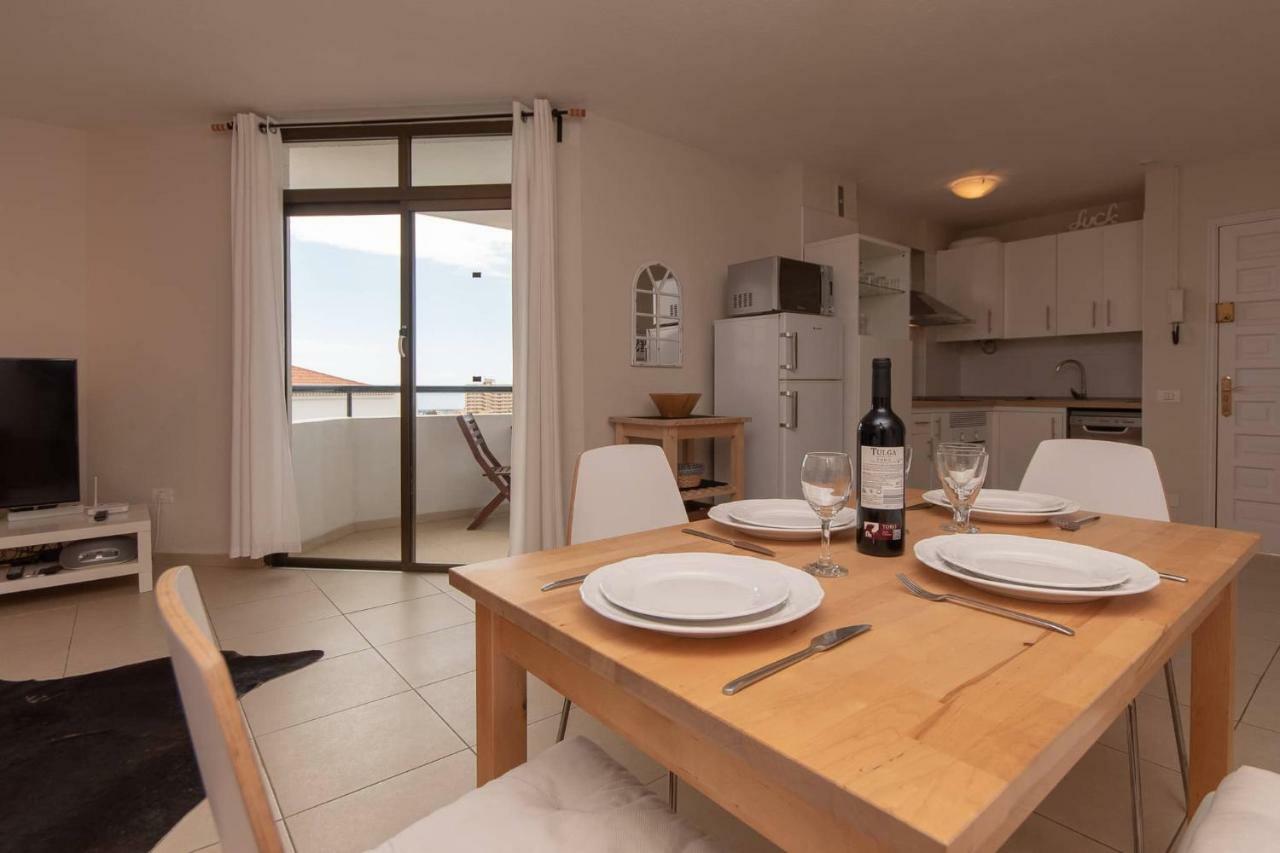 Great 2 Beds Apartment Los Cristianos Los Cristianos  Bagian luar foto