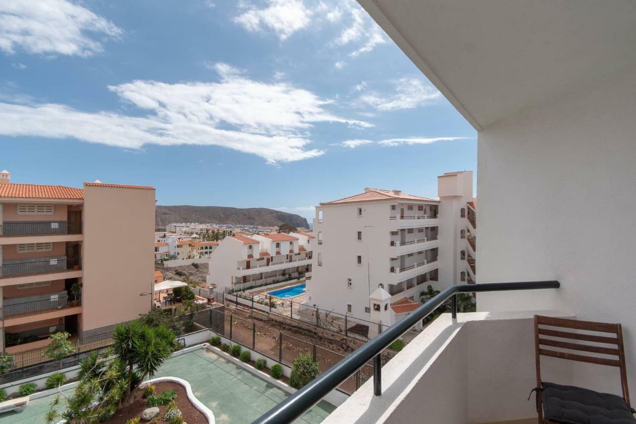 Great 2 Beds Apartment Los Cristianos Los Cristianos  Bagian luar foto